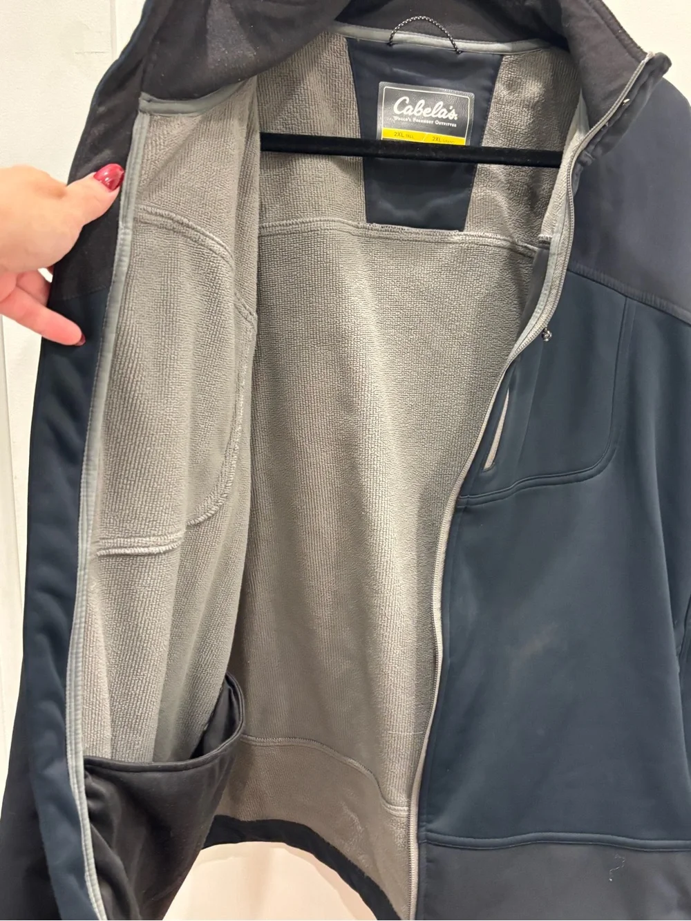 Cabela's Men's Dark Gray Windstopper Softshell Zip Jacket
